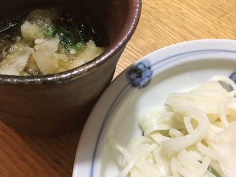 モロヘイヤと大根おろしの、そうめんタレ